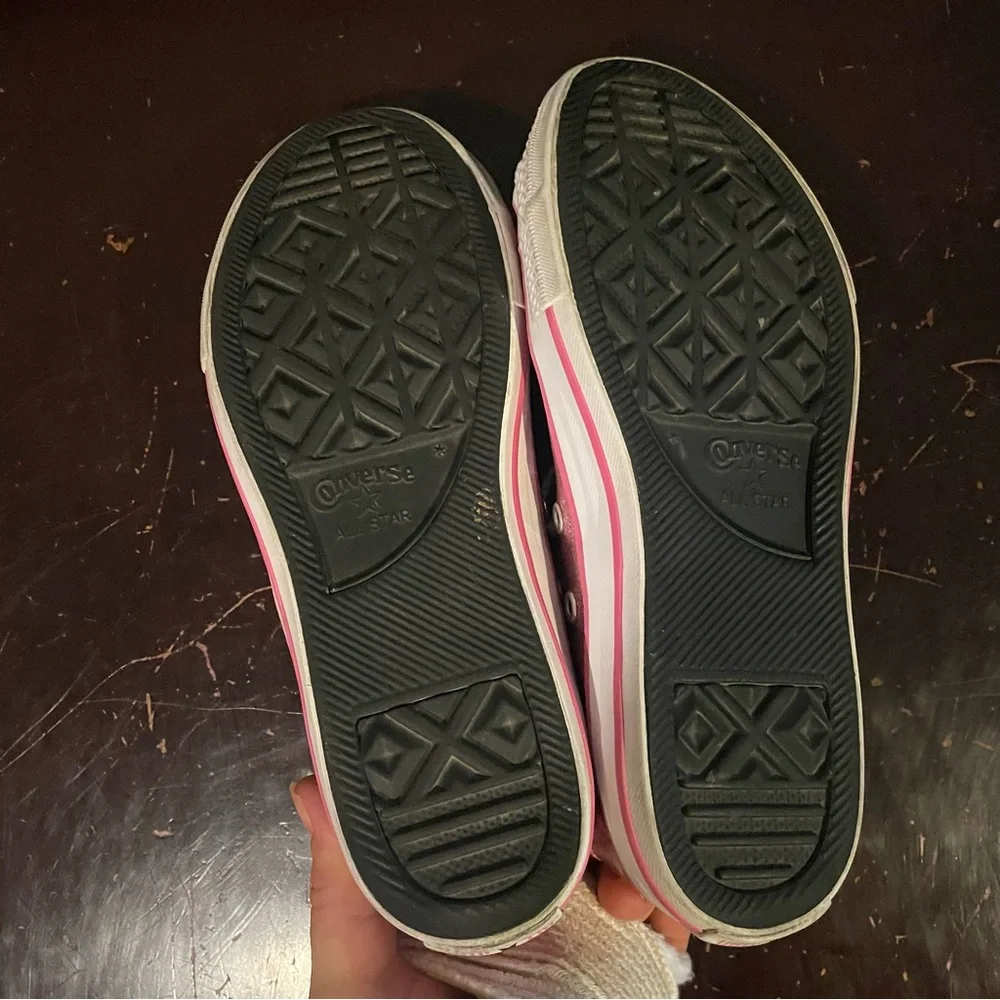 Converse Kids' Glittery Pink Sneakers Size 3 - Picture 6 of 6